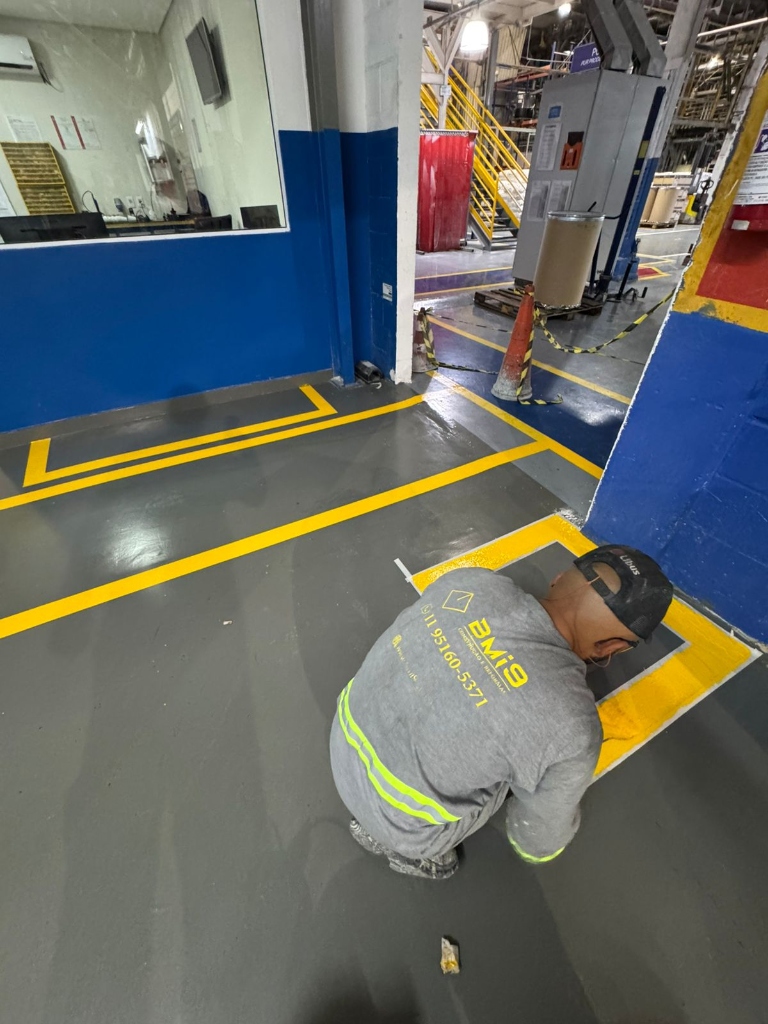 Piso Epóxi Industrial