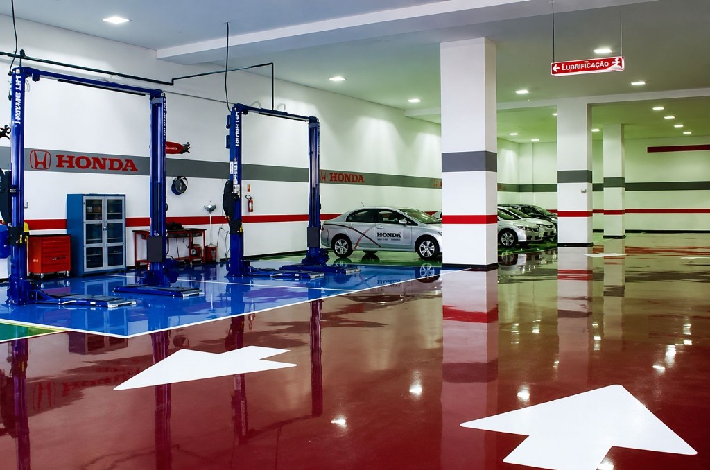 Oficina Honda - Elevadores Hidráulicos e Pintura Epóxi Autonivelante