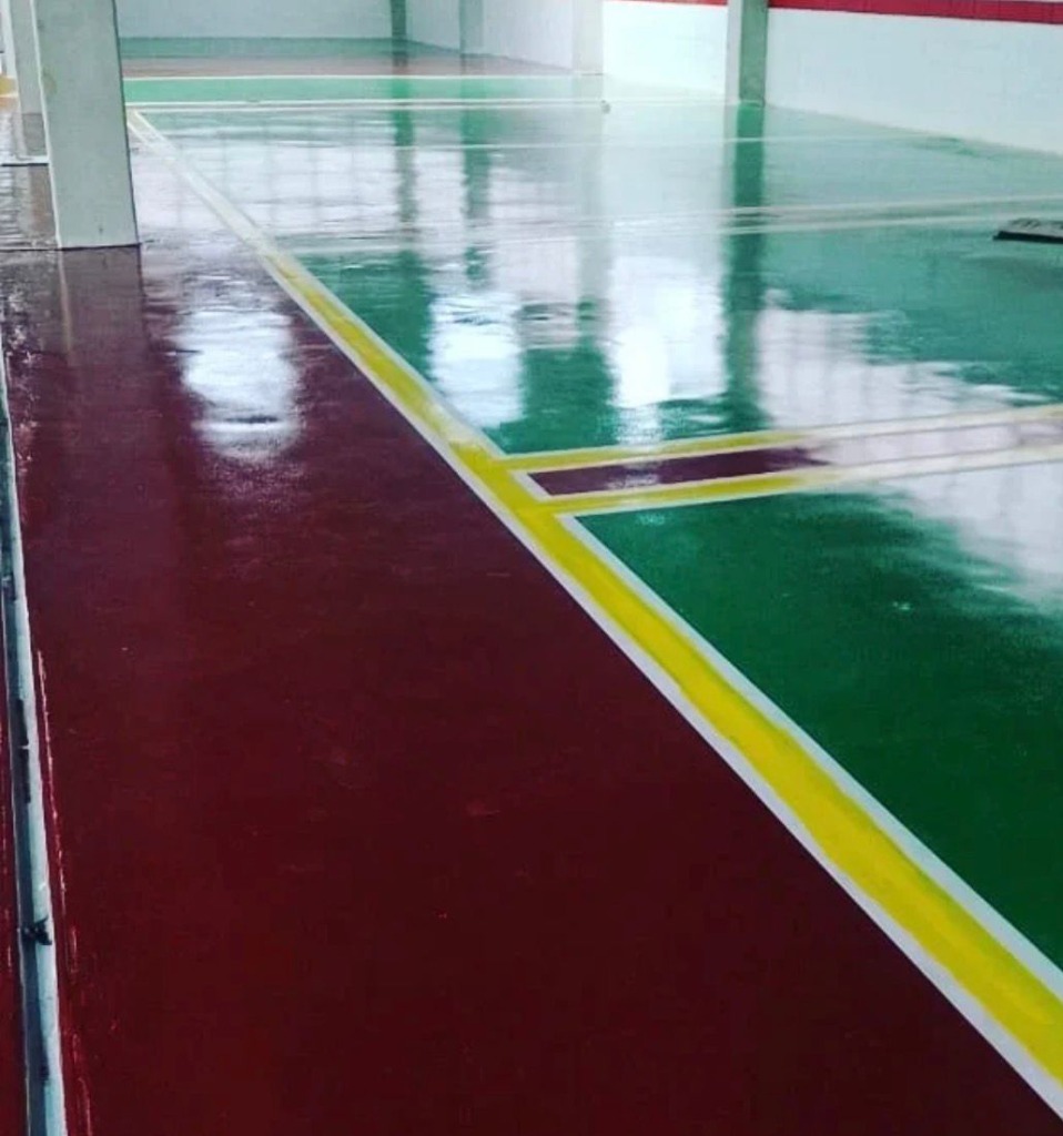 Oficina Honda - Detalhe do Acabamento das Faixas de Sinalização